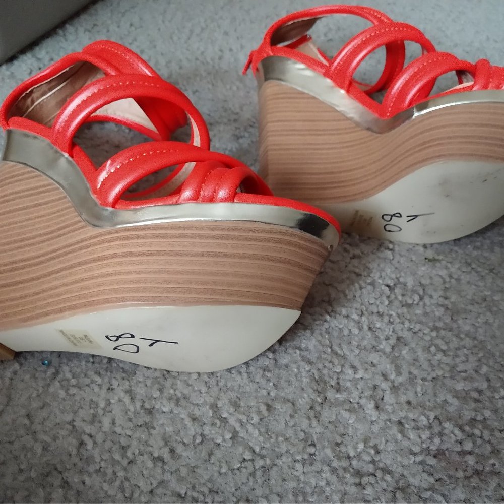 JUST FAB - BRIGHT ORANGE PLATFORM WEDGE - SIZE 7 - Picture 4 of 5